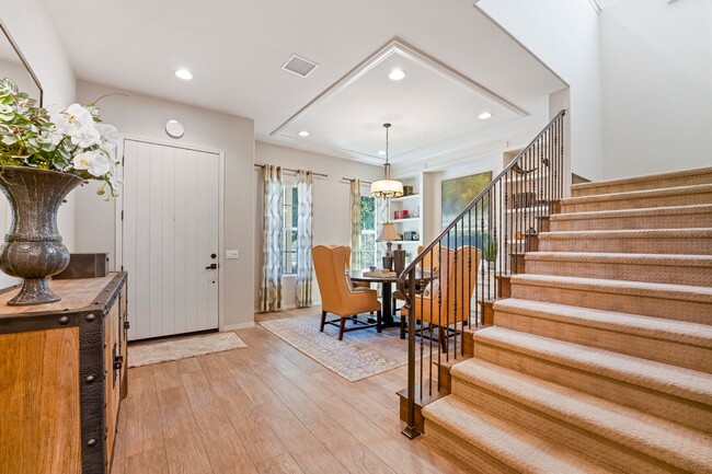 Building Photo - Exceptional Remodeled & Professionally Fur...
