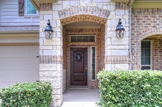 Building Photo - 3823 Cactus Field Ln