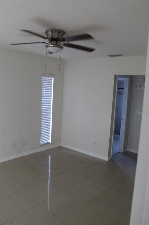 Building Photo - 5556 Pentail Cir