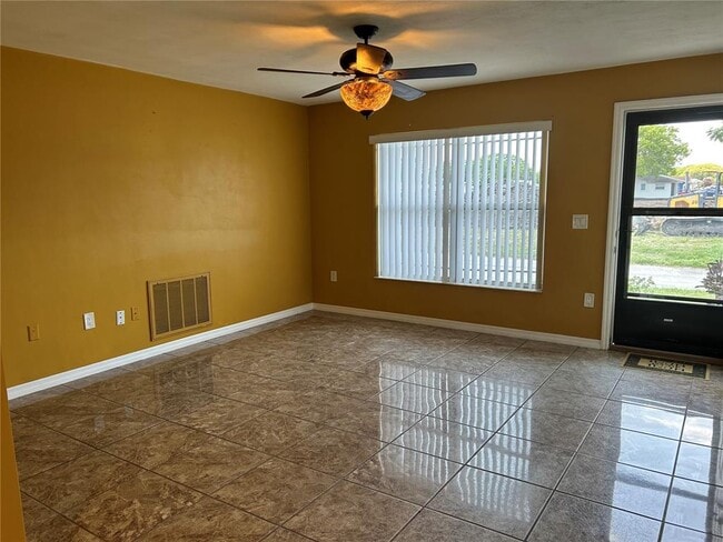 Building Photo - 7621 Greybirch Terrace