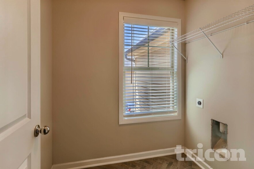 Building Photo - 4431 Fulson Dr