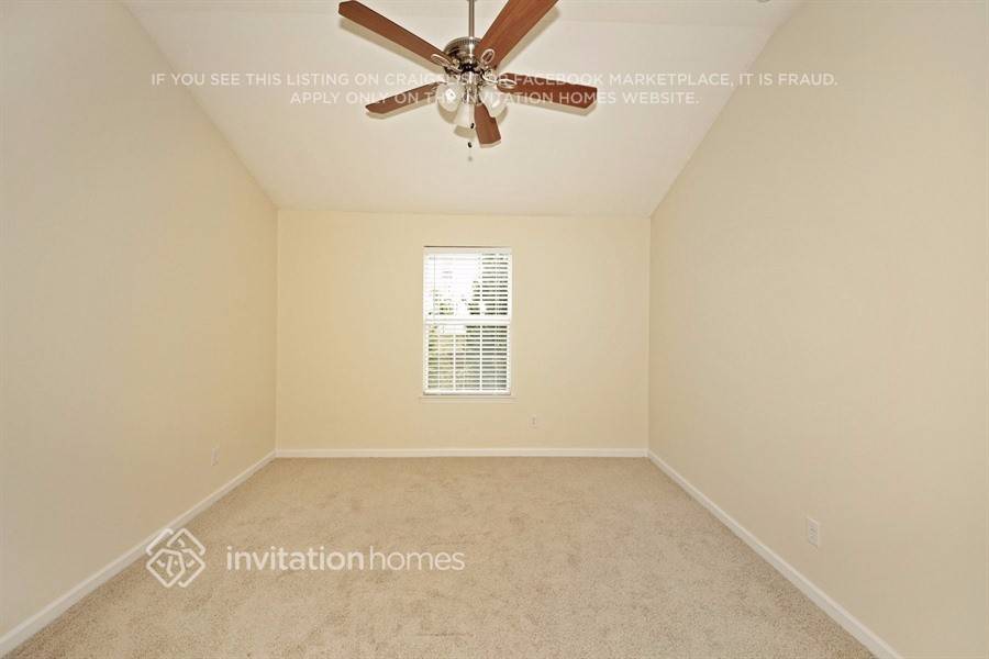 Building Photo - 104 Hidden Creek Dr