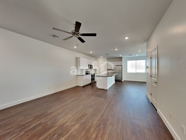 Building Photo - 6140 W Paseo Hilario