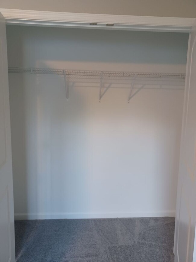 Building Photo - Newly Constructed 5 Bedroom Home in Hampton