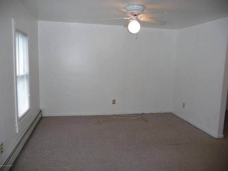 Building Photo - 37 Leighton Ave