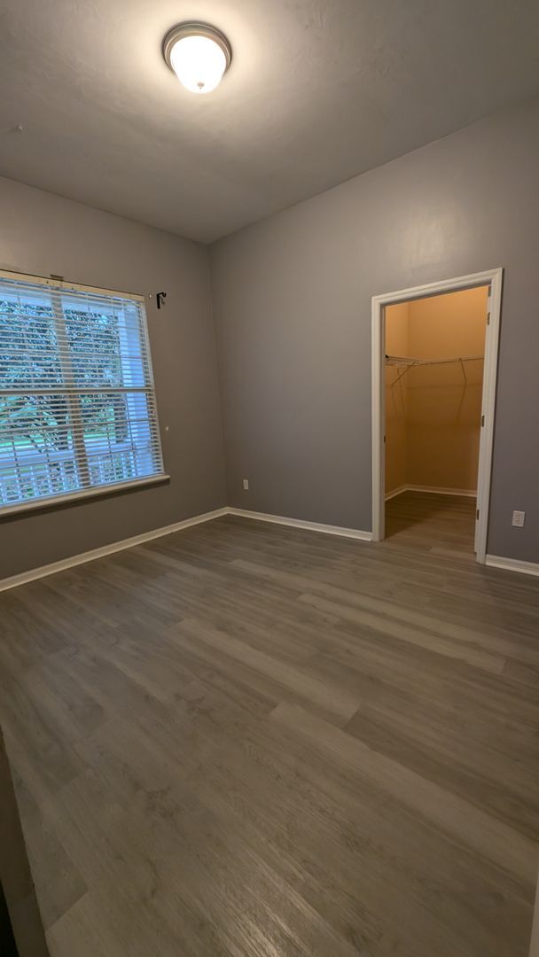 Building Photo - Longleaf 3 bedroom 2 bath