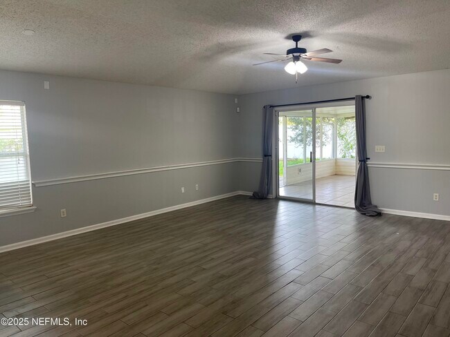 Building Photo - 1751 Hawkins Cove Dr E