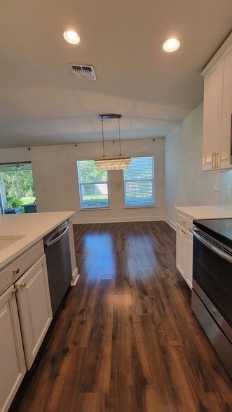 Building Photo - 3541 Gretchen Dr