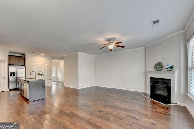 Building Photo - 5535 Lightheart Ct