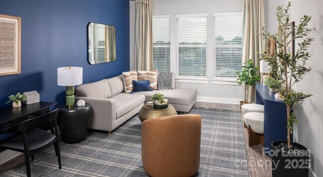 Building Photo - 2220 Wilkinson Blvd