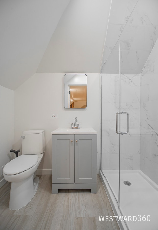 Building Photo - 4037 N Hamlin Ave