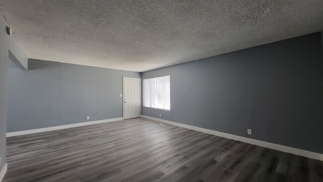 Building Photo - 3240 N Michael Way