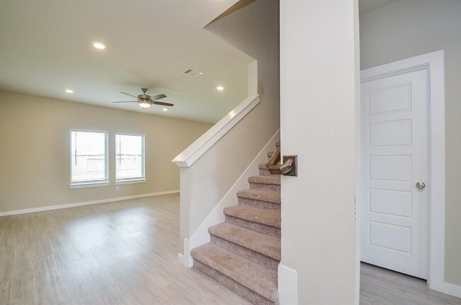Building Photo - 2511 Shining Spur Ct