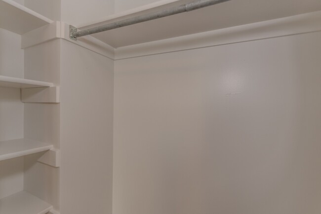Building Photo - 2270 S 700 E