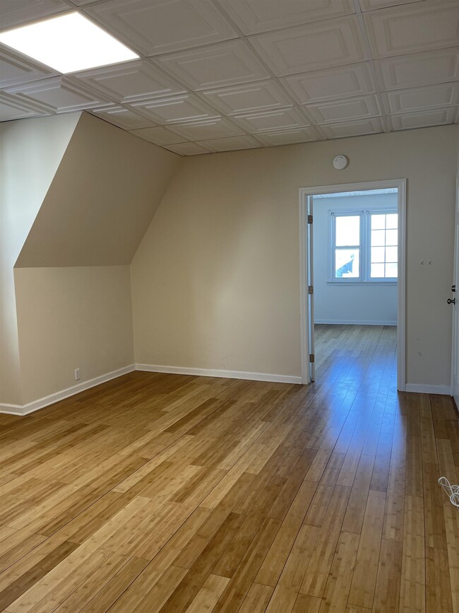 Building Photo - 375 Avenue C