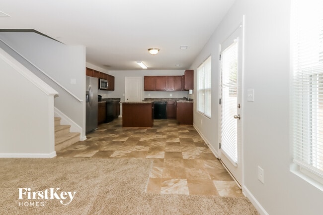 Building Photo - 170 Betty Ann Ln