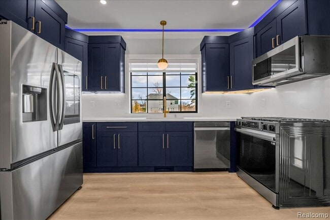 Building Photo - 2623 Fairview St