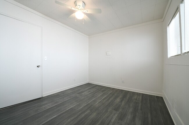 Building Photo - 151 NORTH PROPERTY LLC