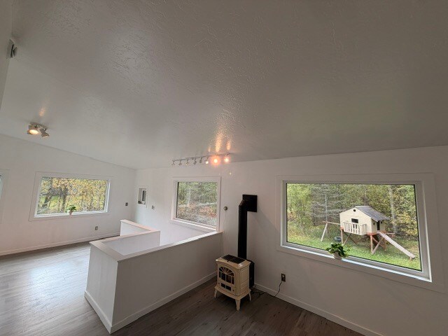Building Photo - 4500 Willow Cir
