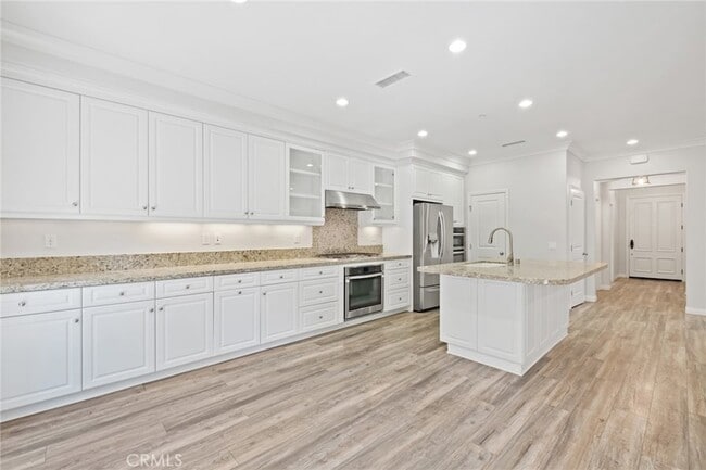 Building Photo - 59 Lupari