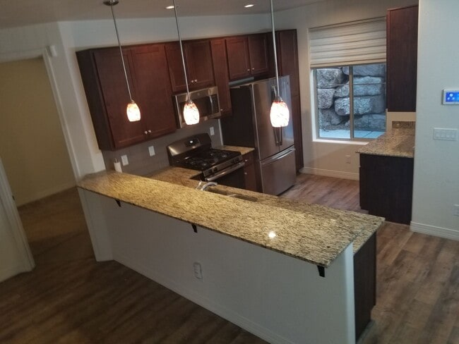 Building Photo - Rare, Single Level, Forest Springs Home! 3...