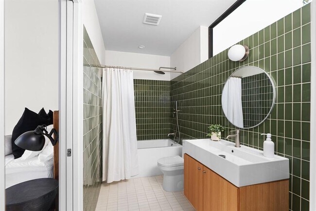 Building Photo - 5313 Avenue G