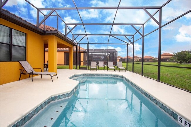 Building Photo - 2666 Rosemont Cir