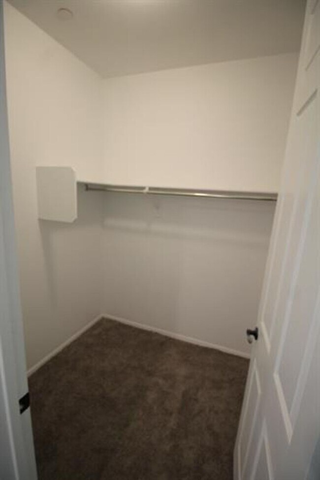 Building Photo - STUNNING 4-Bedroom + Den Home in Gladden Farms!!!!! SOLAR PANELS!!!