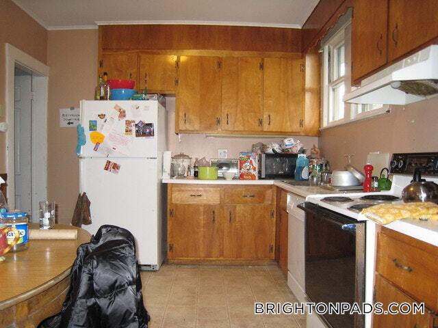 Building Photo - 31 Wade St