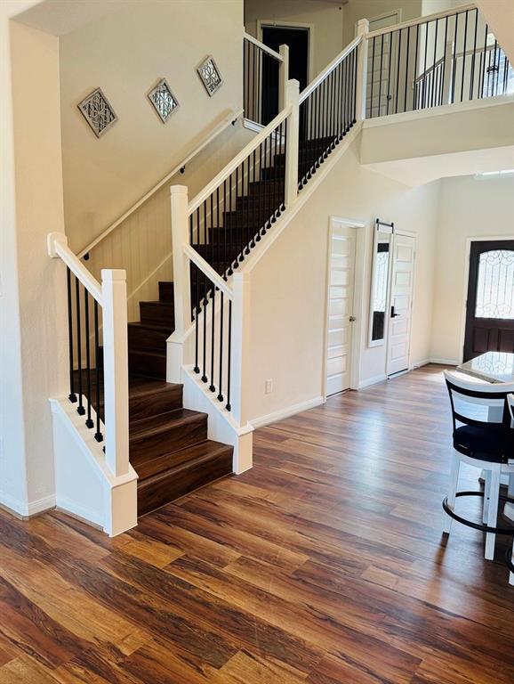Building Photo - 3314 Dry Creek Dr