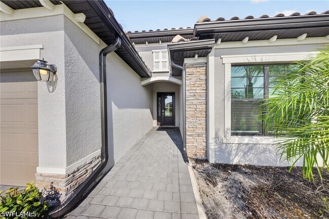 Building Photo - 1388 Birdie Dr