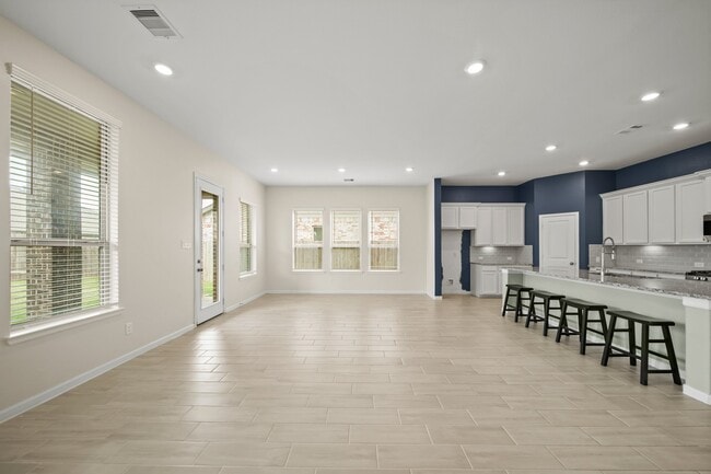 Primary Photo - 2427 Madera Landing Ln