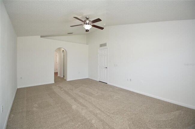 Building Photo - 36 Frenora Ln