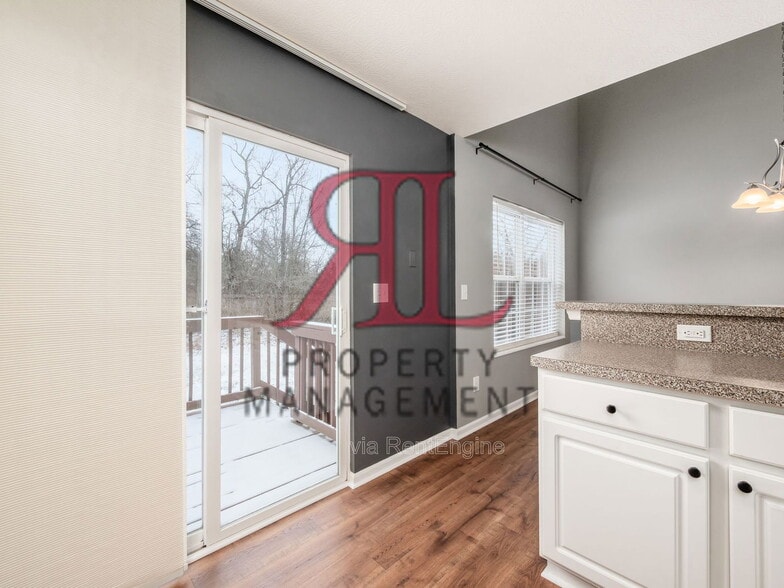 Building Photo - 6482 Ash Rock Cir