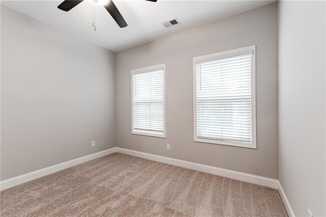 Building Photo - 3634 Via Nuova Ln