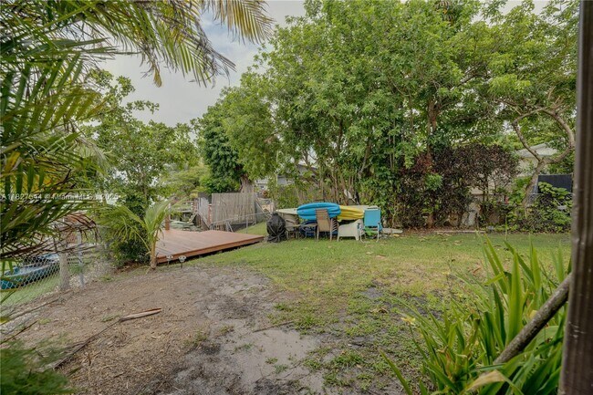 Building Photo - 2403 SW 58th Manor