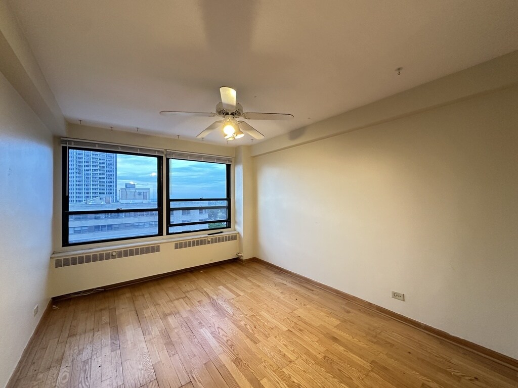 Building Photo - 4180 N Marine Dr
