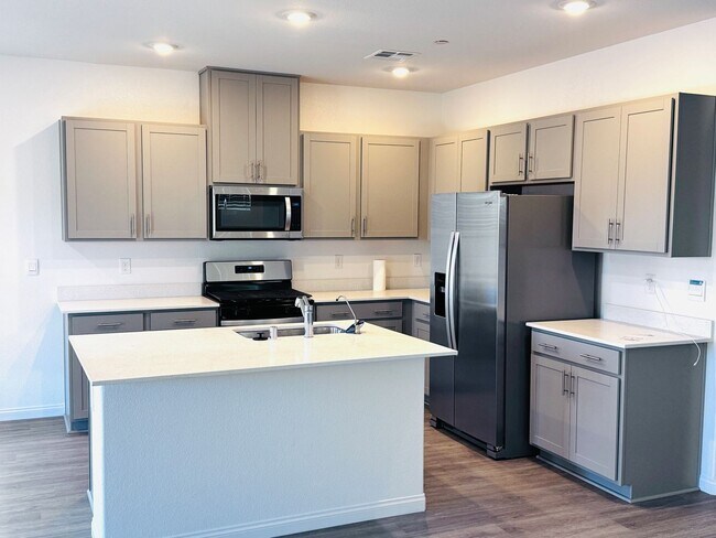 Building Photo - 1083 Saffron Toucan Ln
