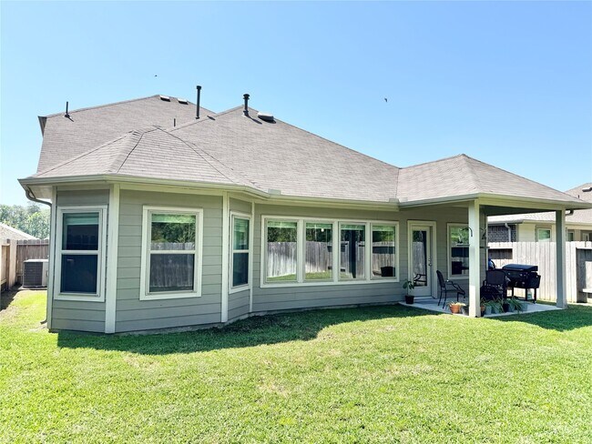 Building Photo - 21759 Thicket Point Ln