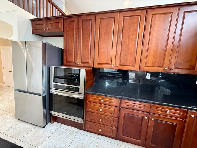 Building Photo - 12665 Sundance Ave