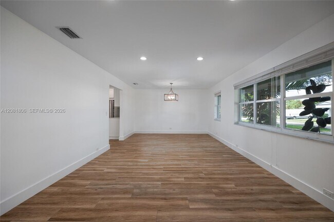 Building Photo - 7460 NW 7th Ct