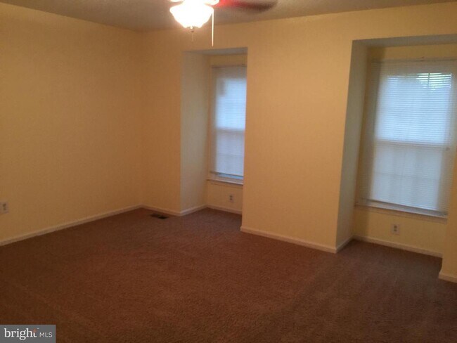 Building Photo - 13403 Poplar Woods Ct