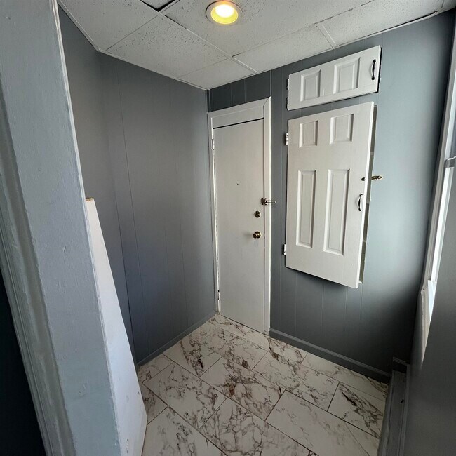 Building Photo - 115 Belmont Ave