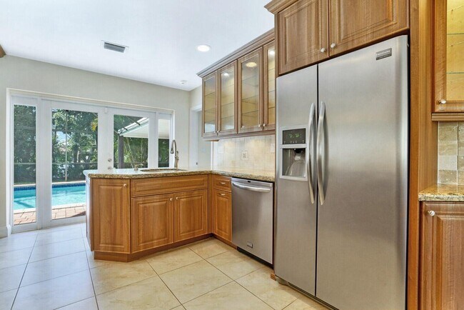 Building Photo - 1104 Little Harbor Dr