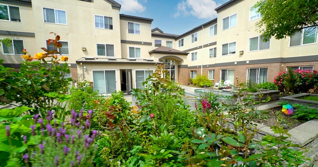 Building Photo - Tri Court Apartments