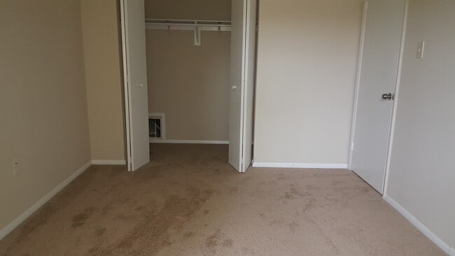 Building Photo - Spacious 3-Bedroom Townhome for Rent in Aberdeen – A Must See!