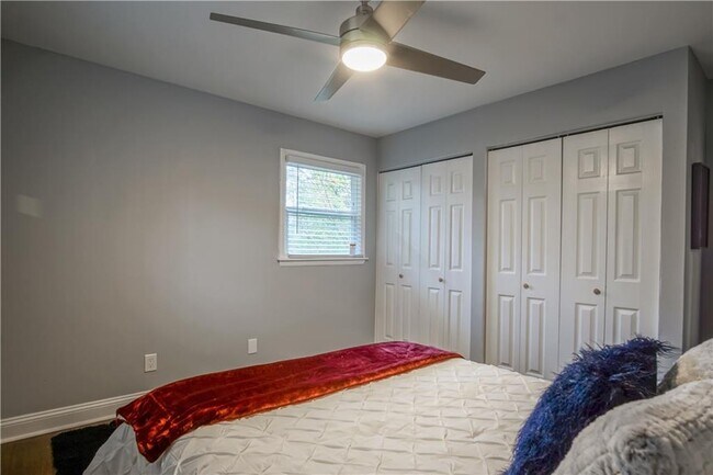 Building Photo - 2640 Casher Dr