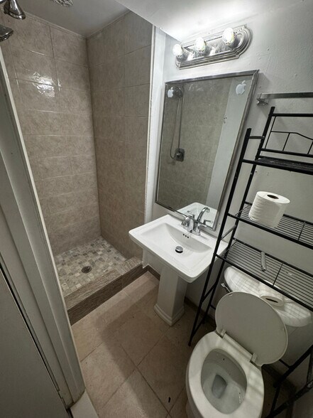 Building Photo - 7578 Quail Run Ln
