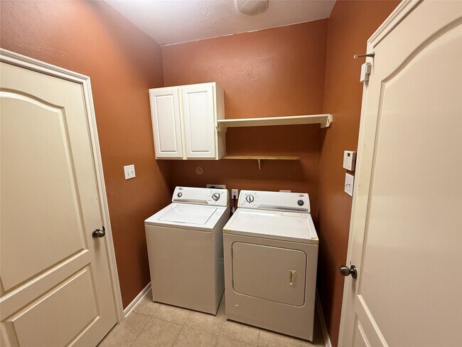 Building Photo - 12914 Auburn Grove Ln