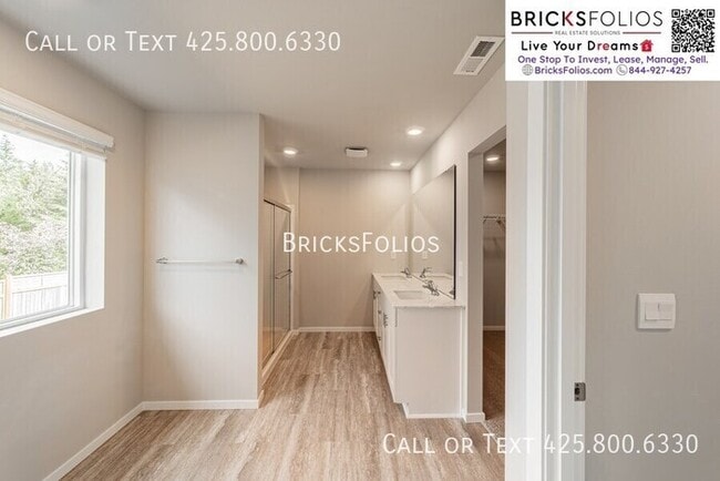 Building Photo - Corner lot For Rent in Port Orchard! Close to Military bases!